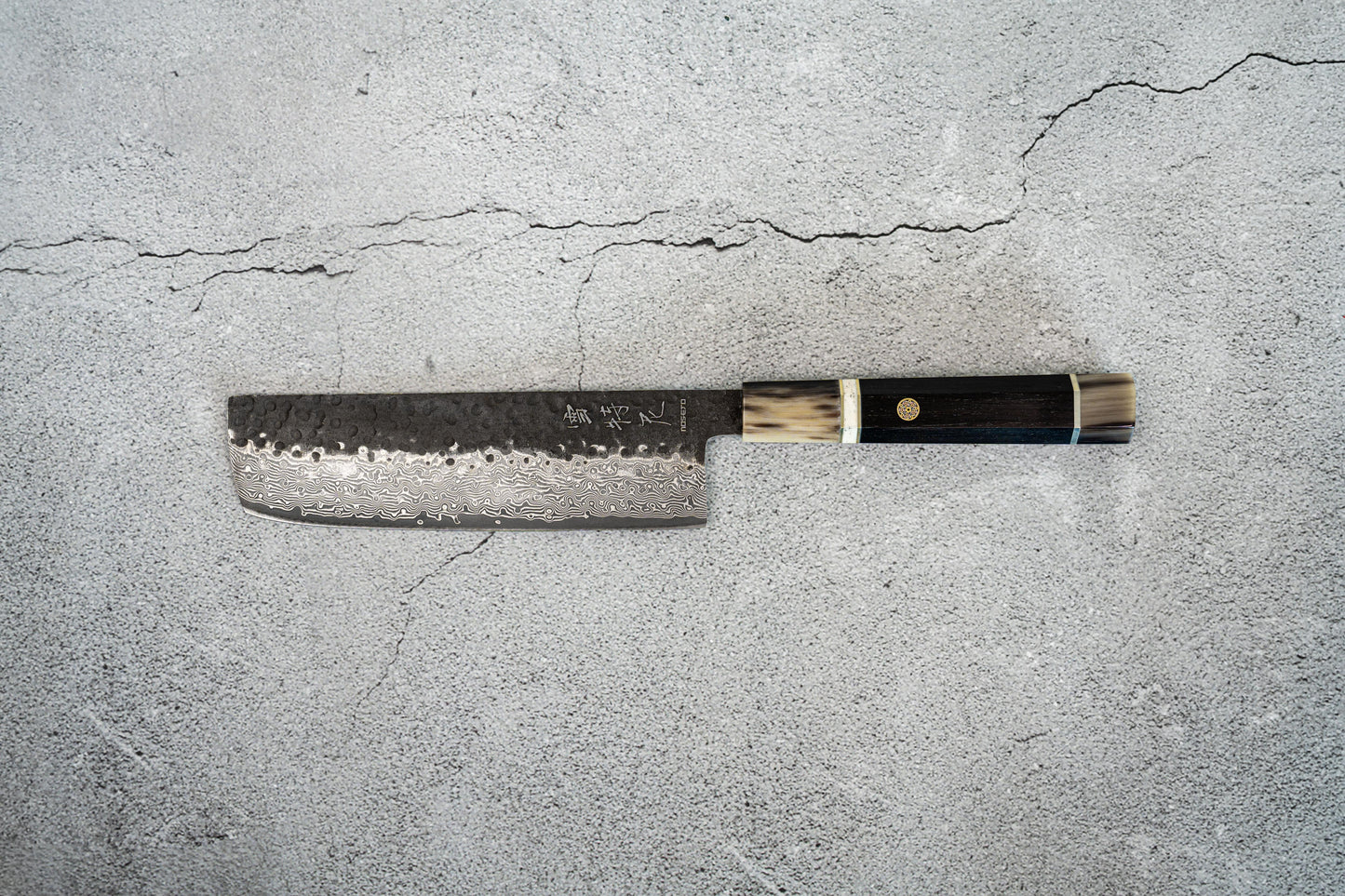 Noseto Vg10 67层大马士革Tsuchime饰面Nakiri 180毫米白色水牛角乌木