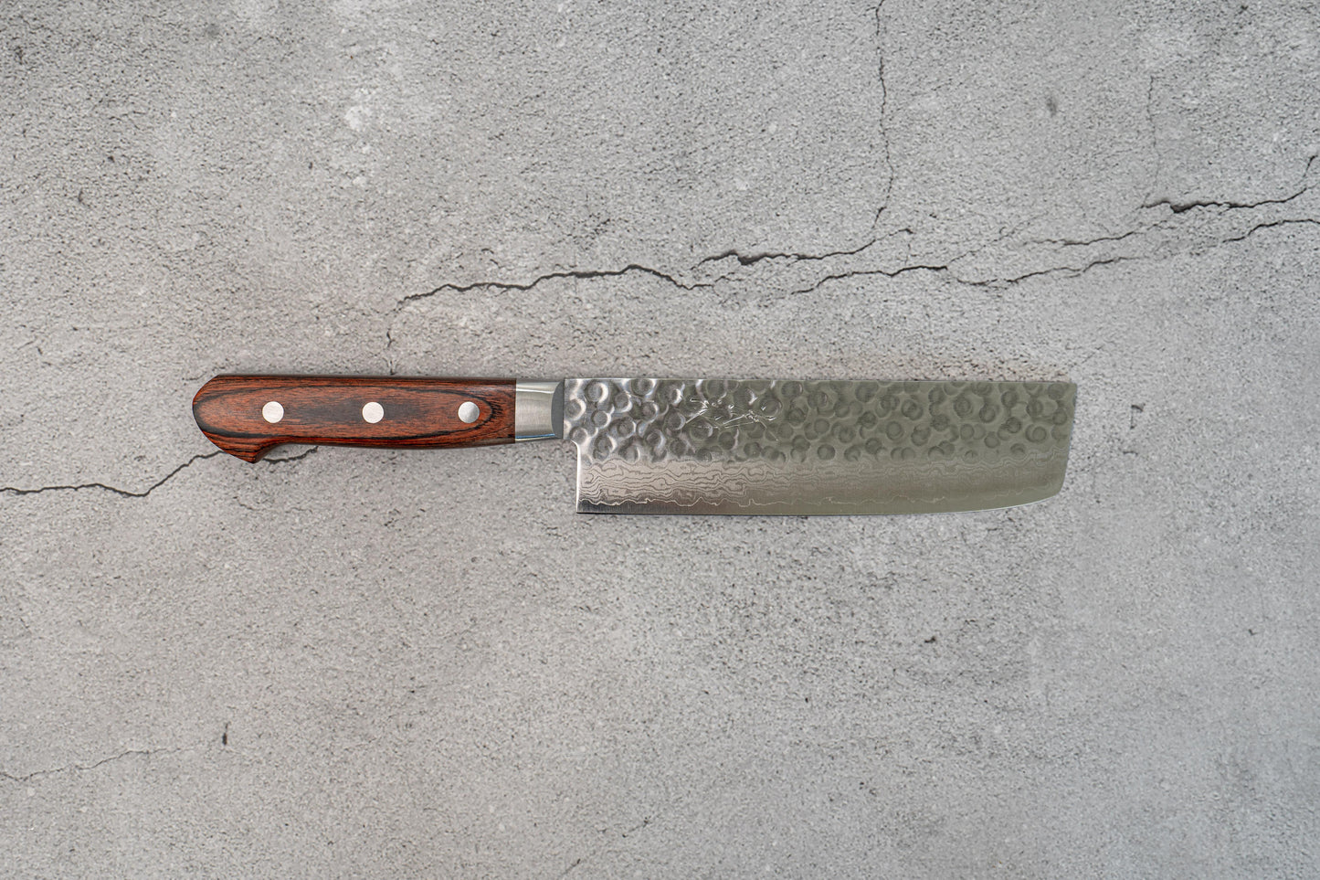 Seisuke VG10 17 层大马士革 Nakiri 日本刀 165 毫米桃花心木手柄