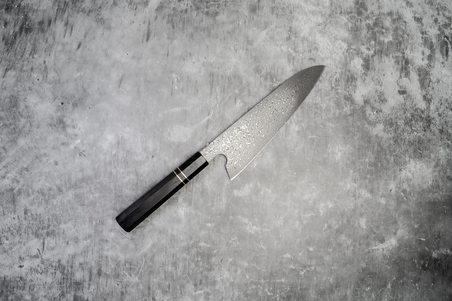 Noseto 110 层大马士革超级钢 Gyuto 黑色磨刀石和乌木八角形手柄