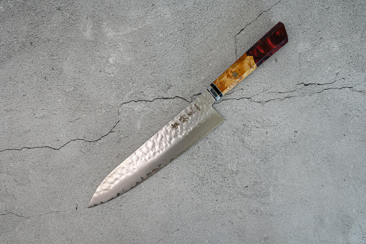 Noseto Red Hammered VG-10 67 layers 210mm Damascus Resin Handle Wood