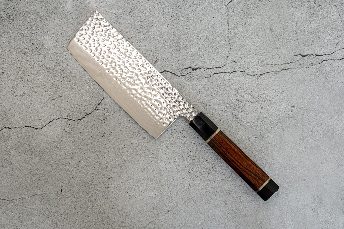Noseto Suki 高大 Nakiri 砍刀 67 层锤纹大马士革沙漠铁木柄