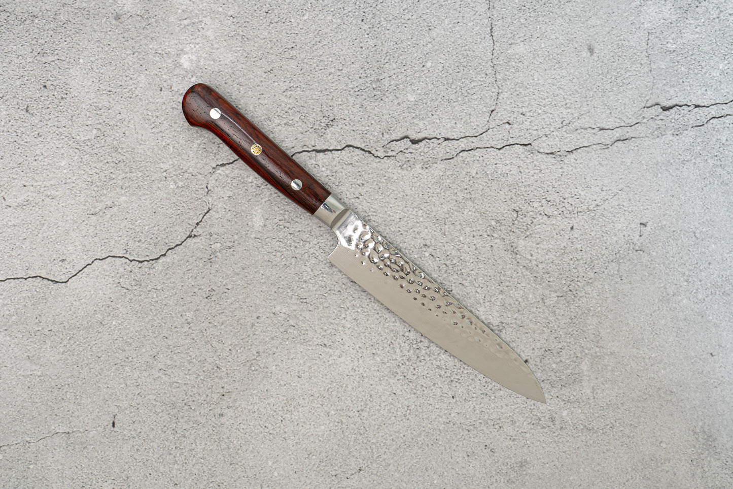 Noseto Yohan Hammered Damascus 150mm Petty Western Handle Rosewood