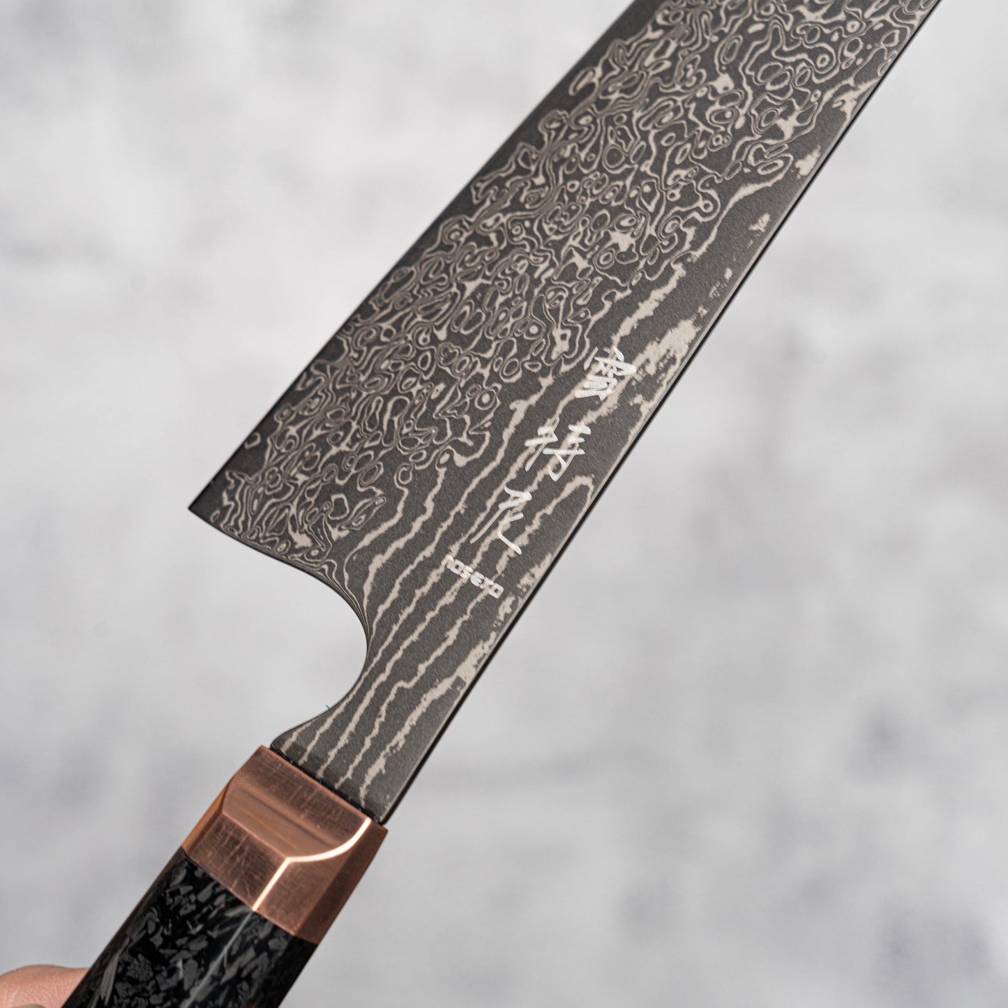 Noseto Masu 210mm Kiritsuke 67 层 Aus-10 大马士革钢带铜垫 + 碳纤维