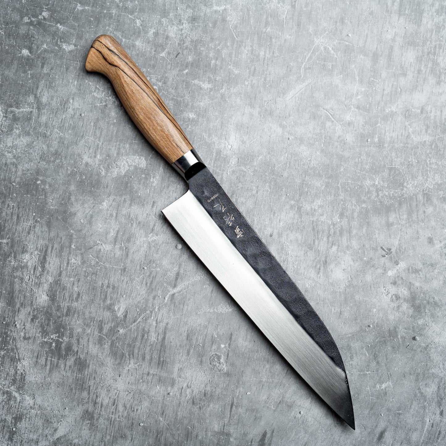 Noseto MD305 粉末钢 Gyuto 240mm 黑色锻造带木纹手柄