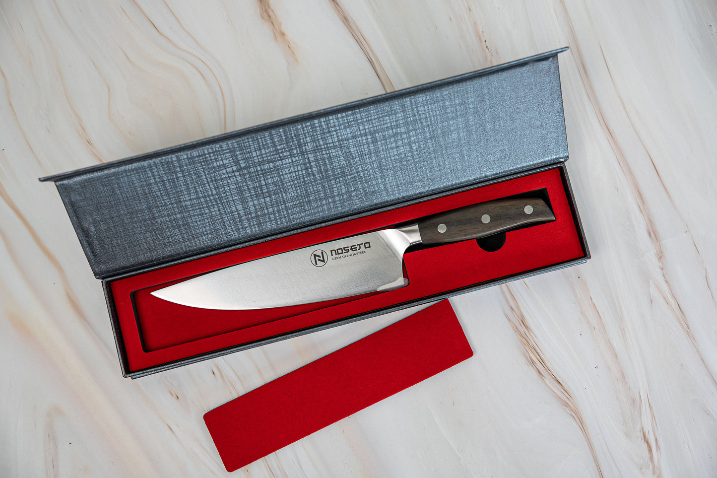NOSETO German Chef Knife 210mm Stainless Steel High Quality Red Sandal Wood Handle