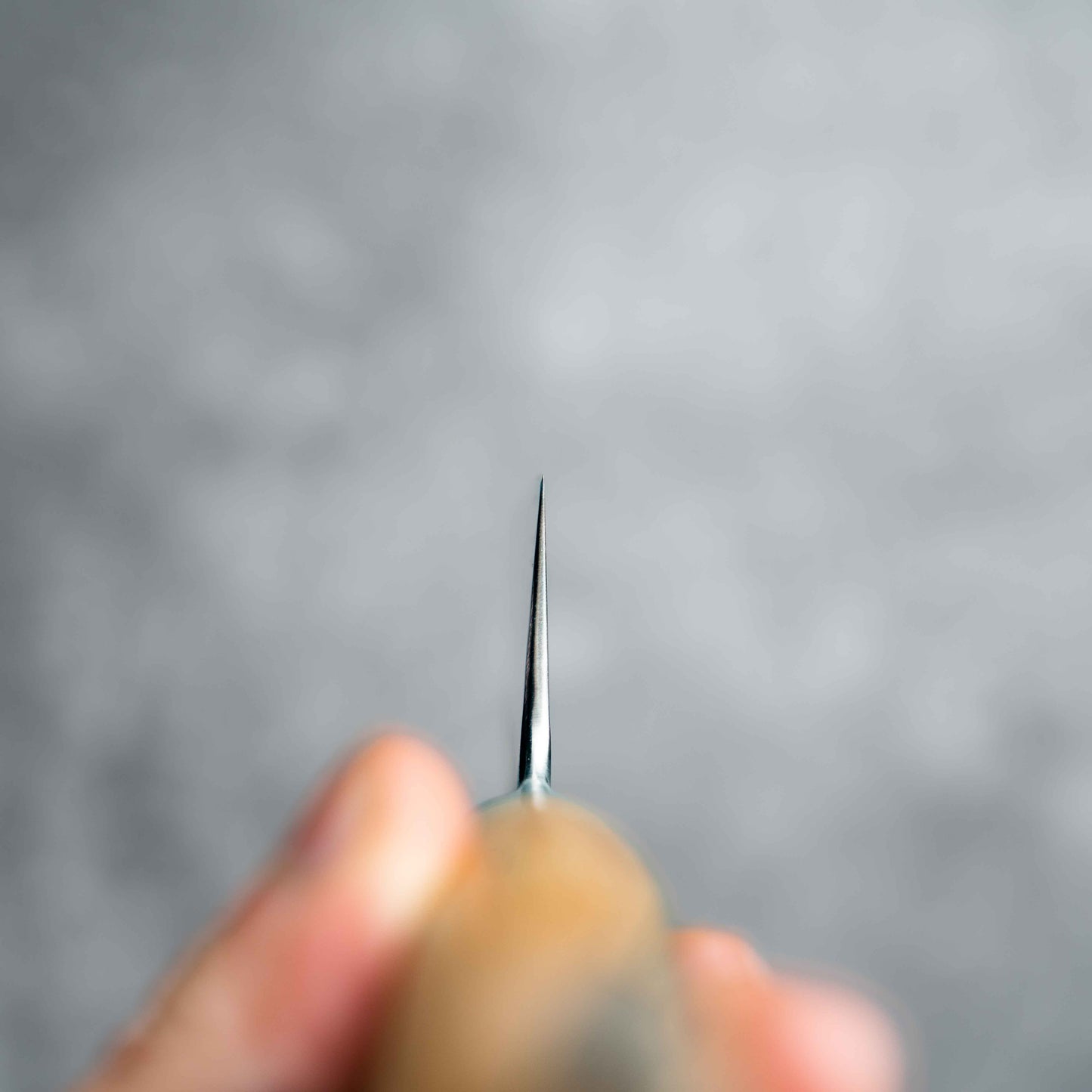 Noseto MD305 粉末钢 Gyuto 210mm 黑色锻造,带稳定木柄