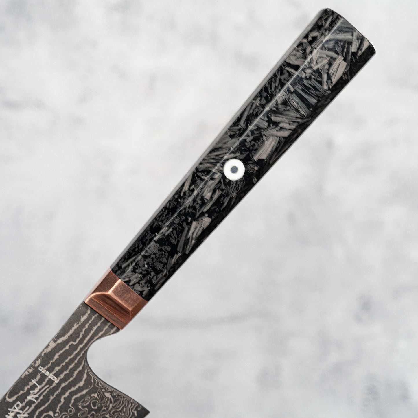 Noseto Masu 210mm Kiritsuke 67 层 Aus-10 大马士革钢带铜垫 + 碳纤维