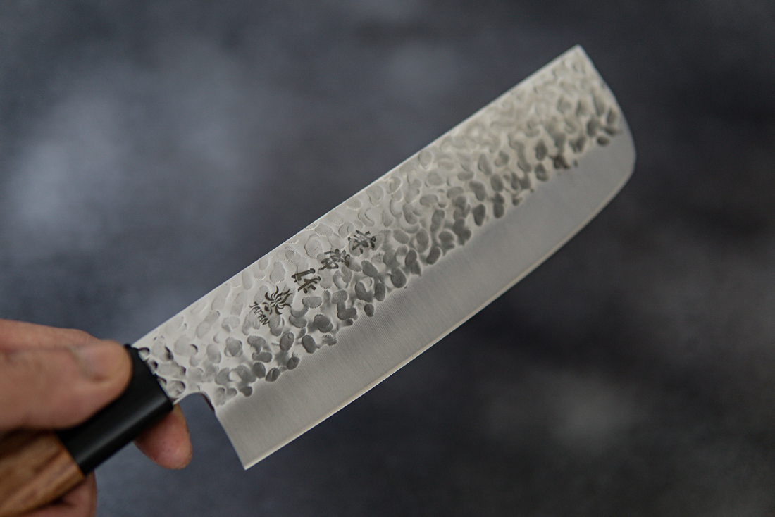 Kanetsune DSR-1K6 锤纹日本菜刀 165mm 红木手柄