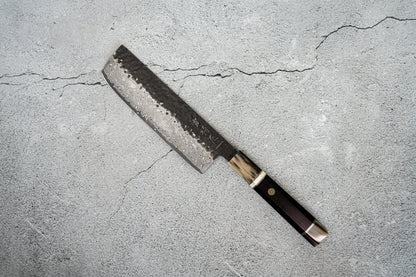 Noseto Vg10 67层大马士革Tsuchime饰面Nakiri 180毫米白色水牛角乌木