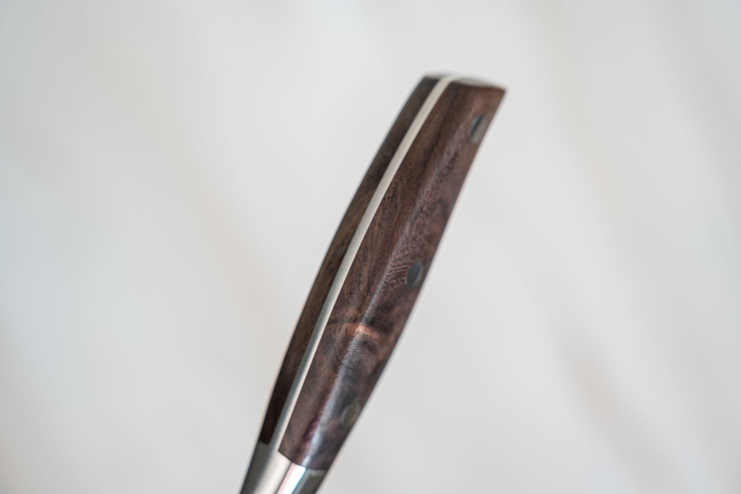 Couteau à pain allemand NOSETO 210 mm en acier inoxydable de haute qualité, manche en bois de santal rouge